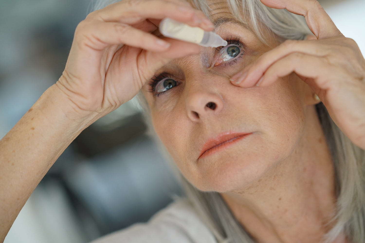 5 Ways to Cure Dry Eyes Naturally