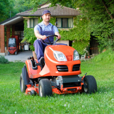 5 Hacks to Make Yard Work Easy